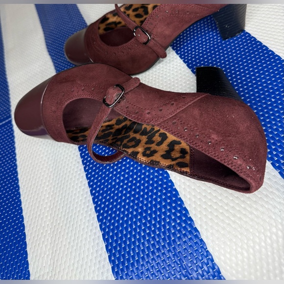 🎉✨ CLARKS WOMEN’S SAPPHIRE VASE BURGUNDY SUEDE MARY JANE PUMPS HEELS SIZE 7.5 - Picture 13 of 16